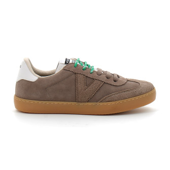Baskets pour femme avec double cordon et semelle caramel vison
